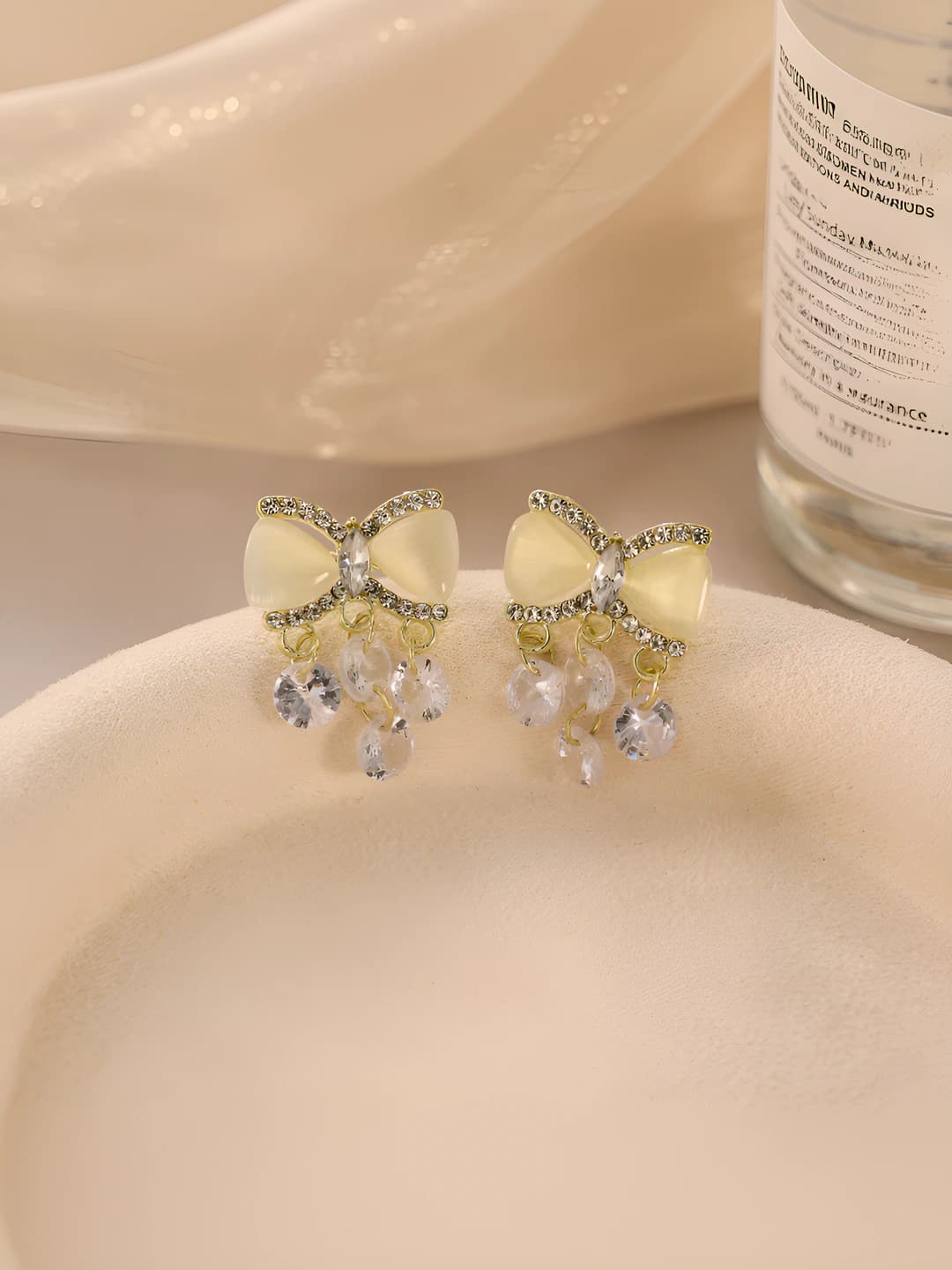 17# Tassel cat-eye ribbon earrings
