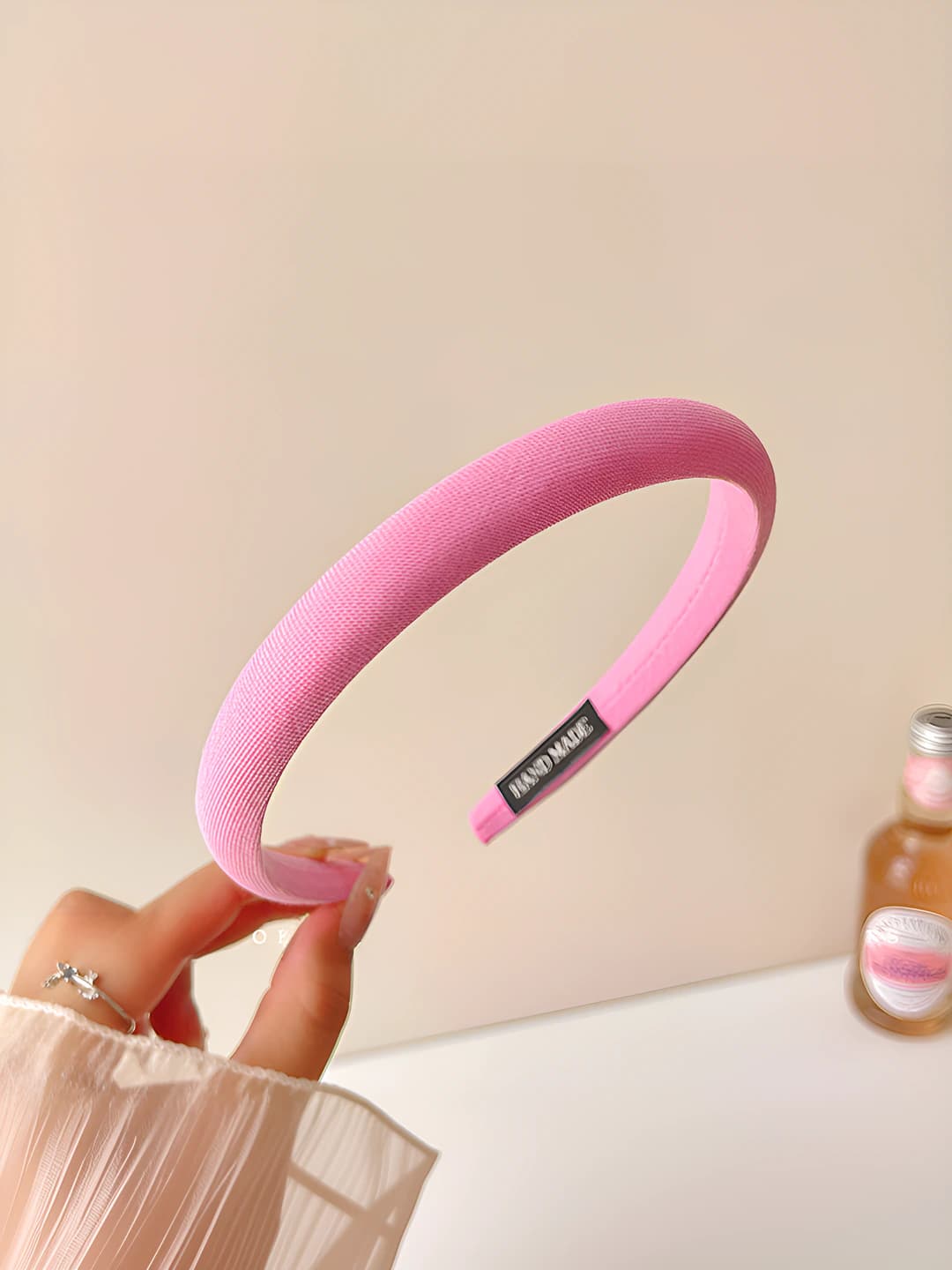 Pink thin