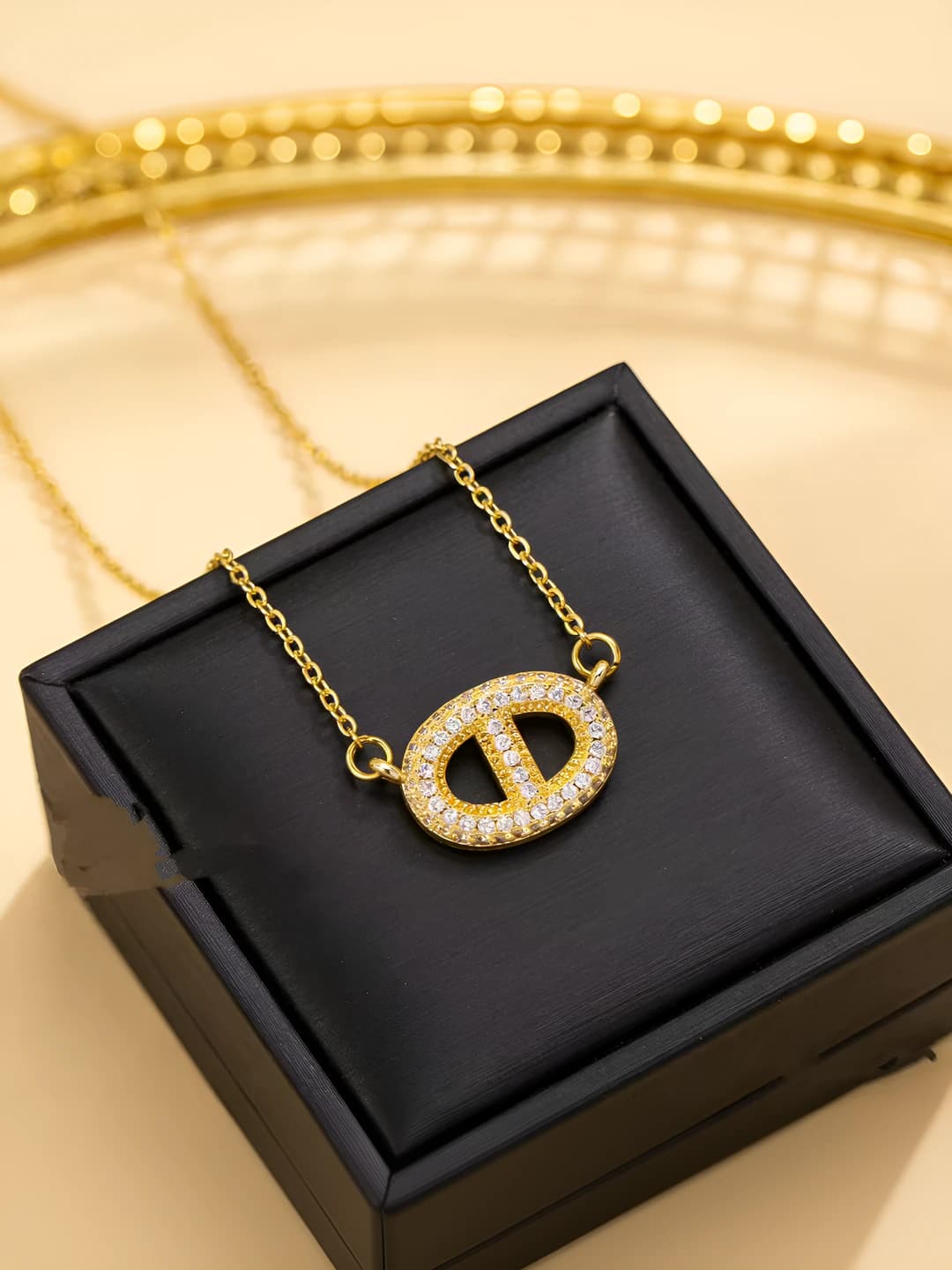 625 - Gold