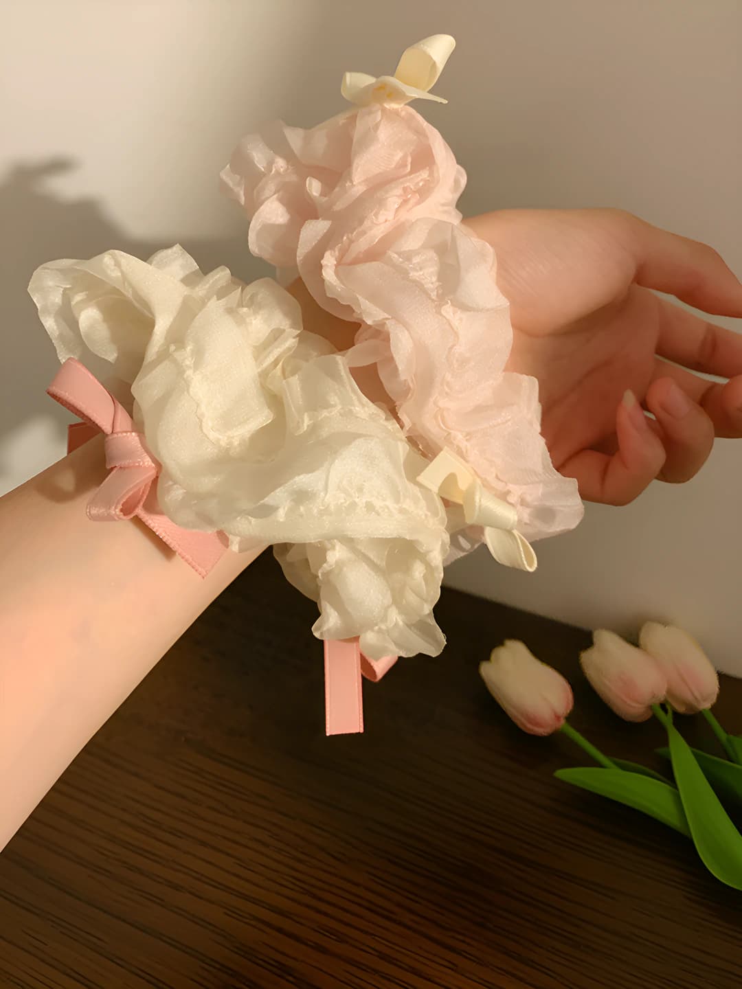 Women's stretch fabric hair tie in Korean style, handmade, with ribbon bow and circle design element