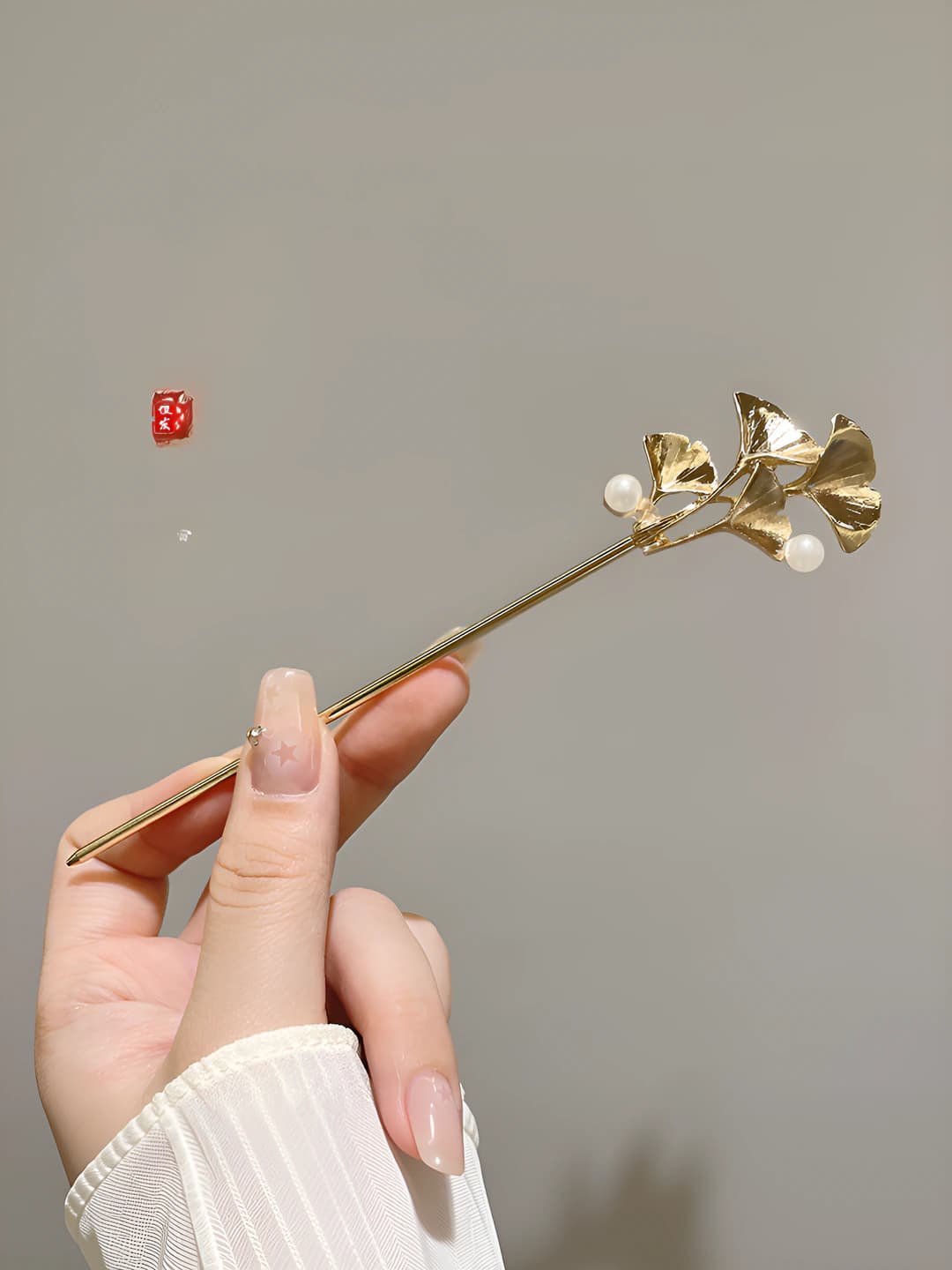 Star-shaped gold