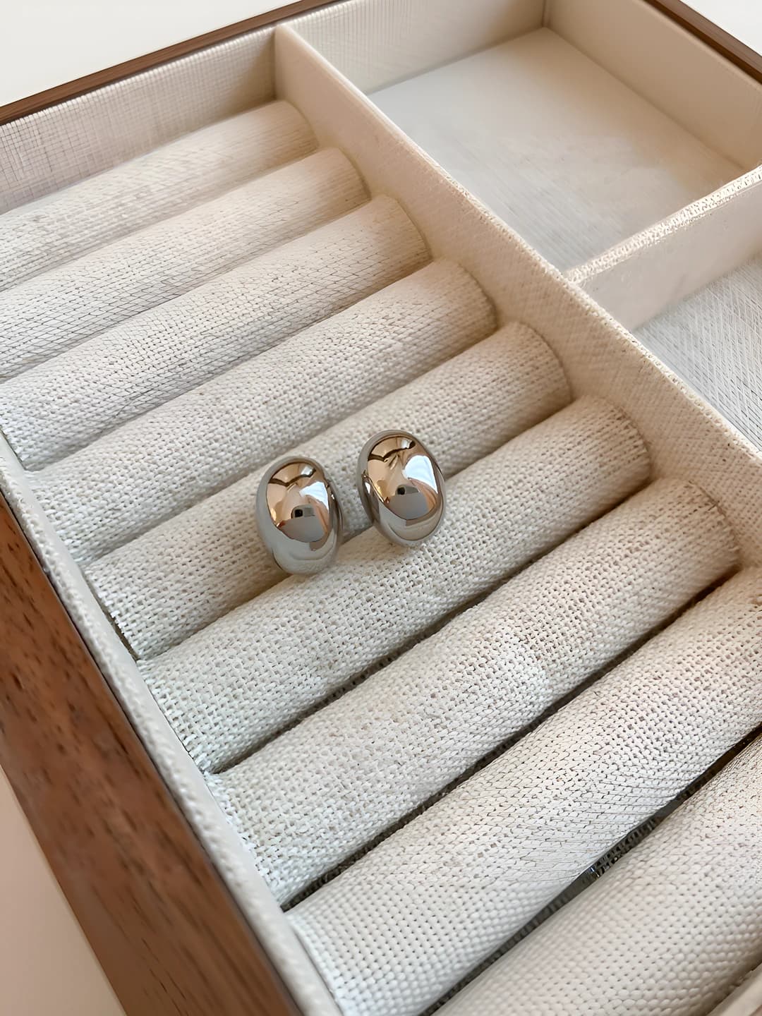 2# Silver pea earrings
