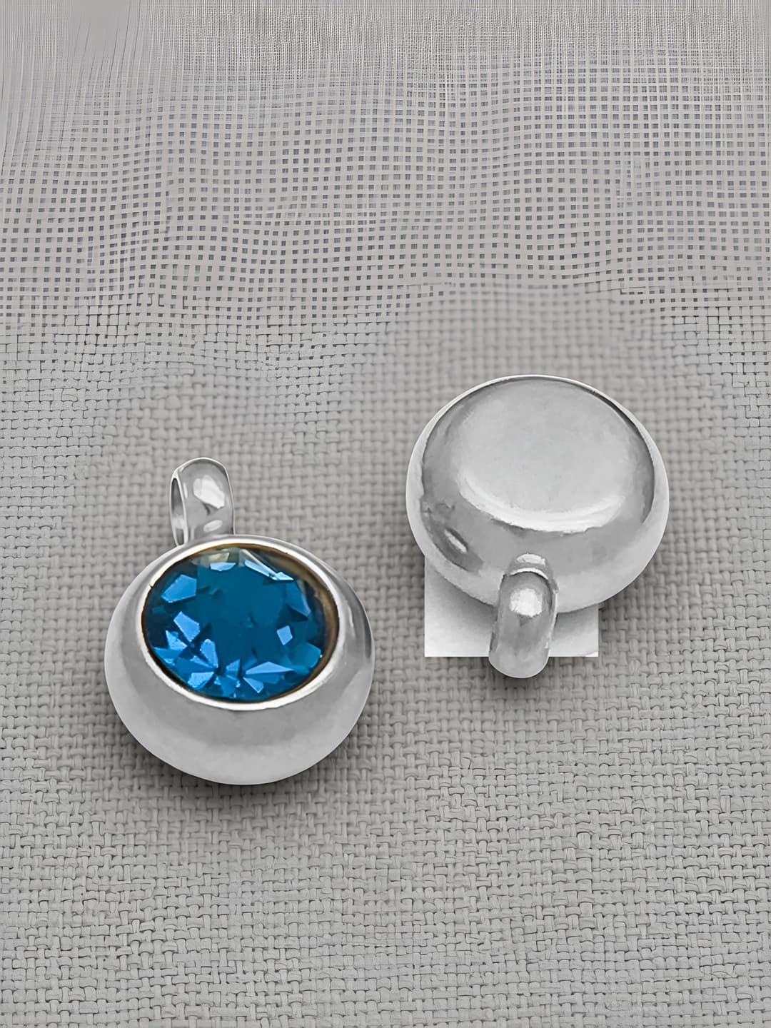 1 pc steel 6x8.5x4mm vertical 1.5mm December teal 0.5g