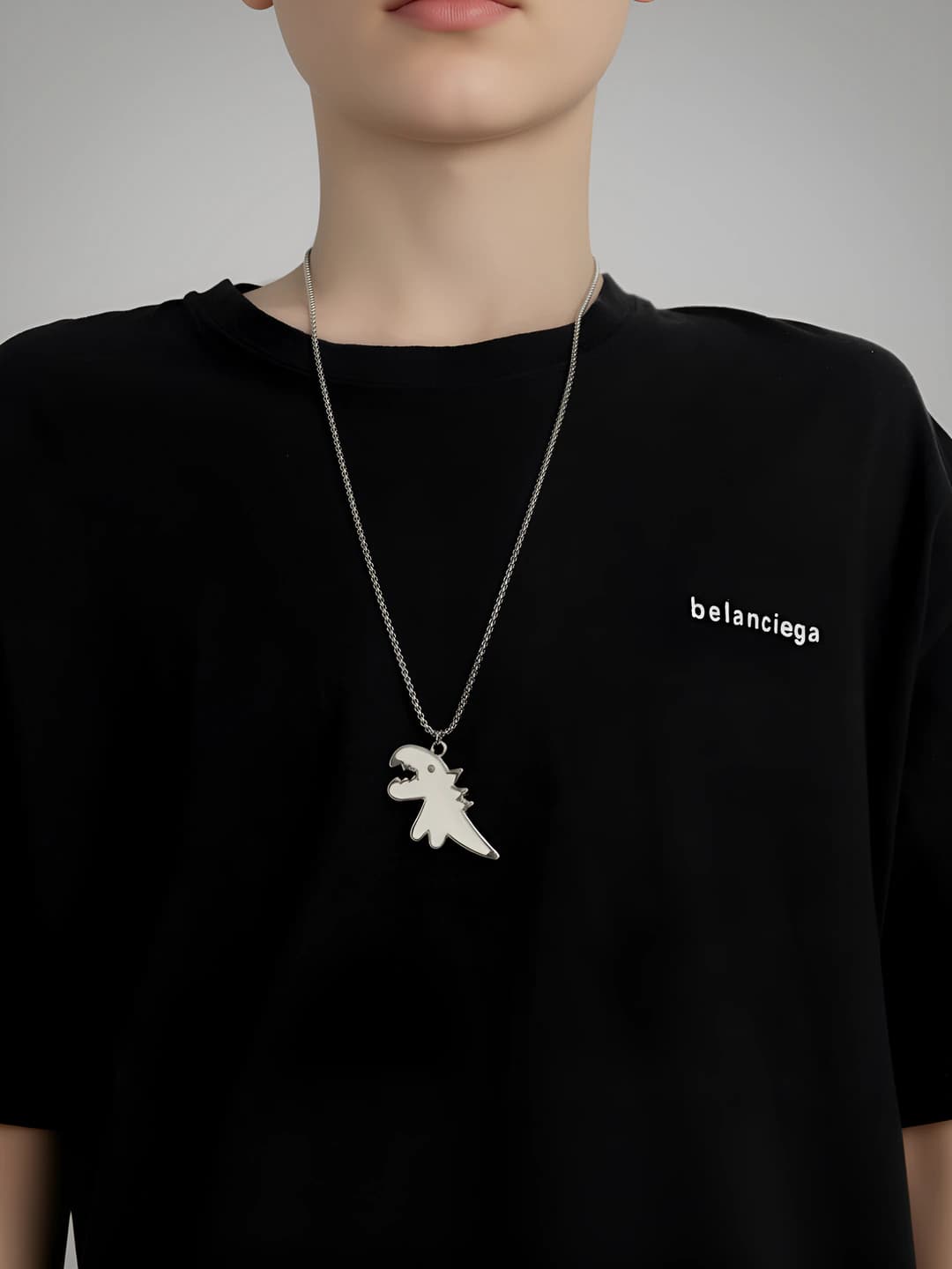 Cartoon dinosaur (white) + 70cm titanium chain