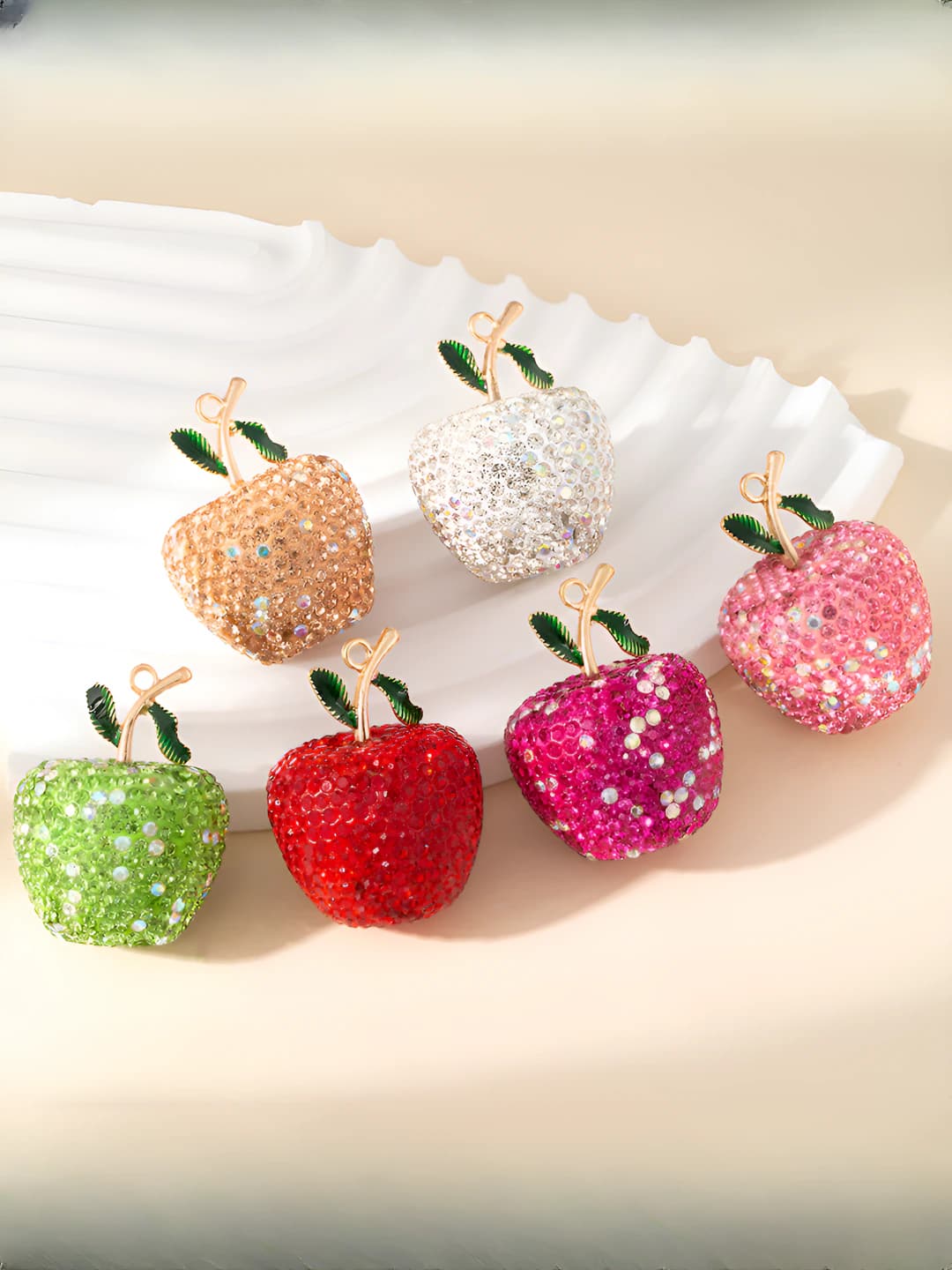 Women's 3D simulated apple keychain with rhinestones
