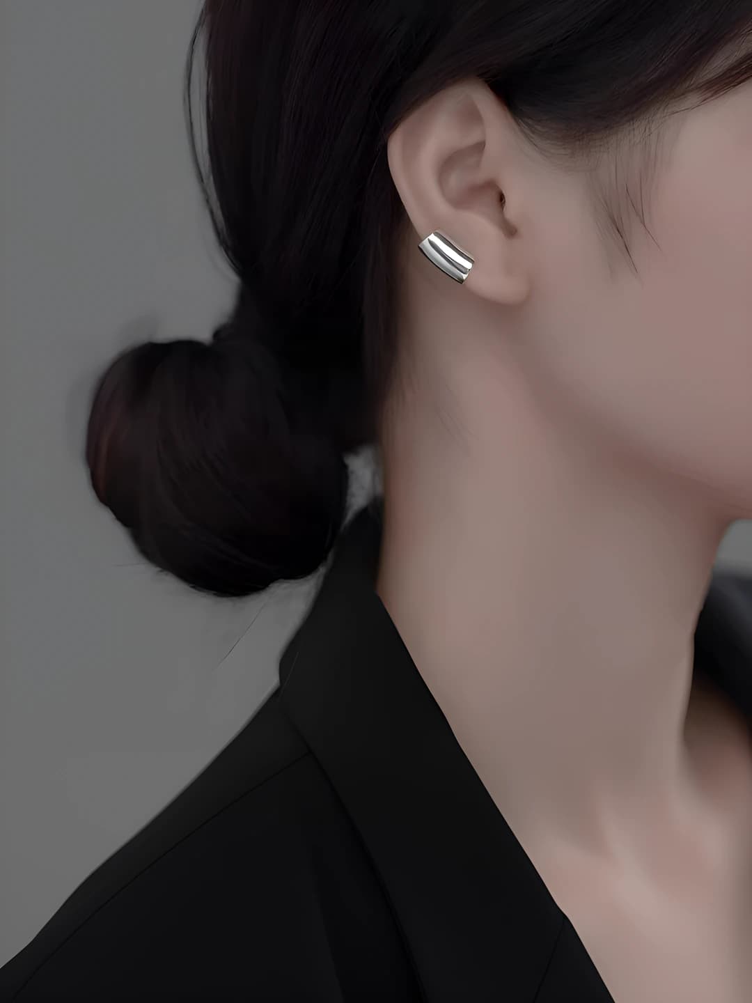 Women's ins style wide smooth surface U-shaped ear clip earrings