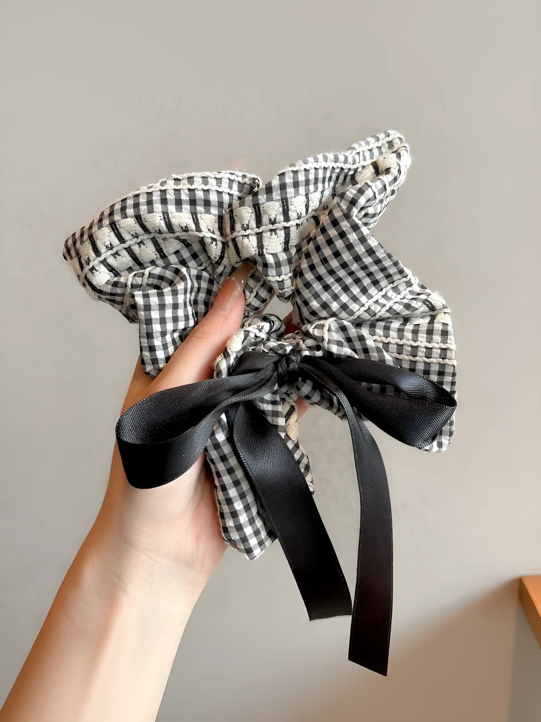 Black plaid small 20 cm