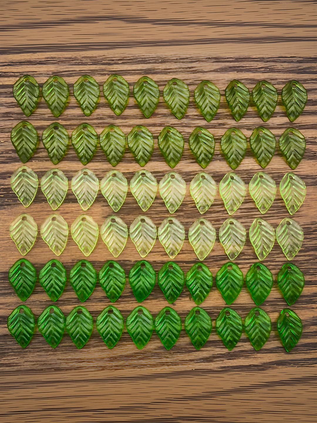 60 pc mixed acrylic mini leaf set-3 types-5g