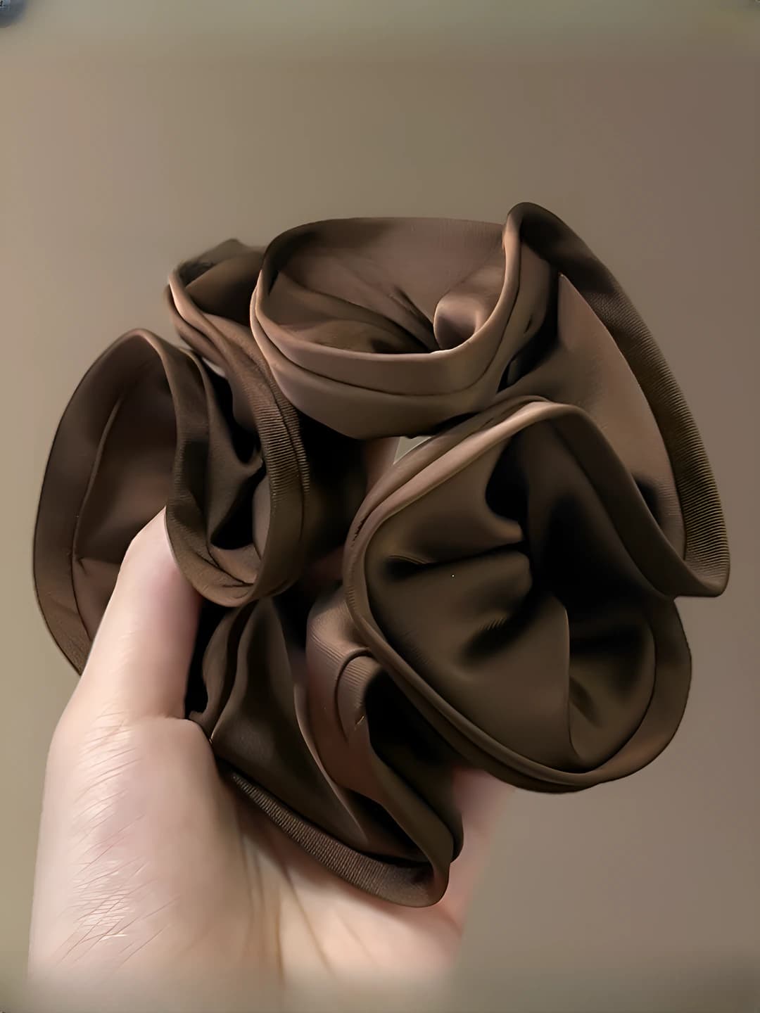 Dark brown, 14 cm