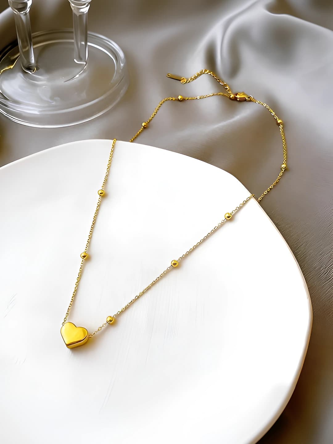 Women's Korean style simple and elegant OL necklace, heart pendant, star design element, 41-50 cm chain