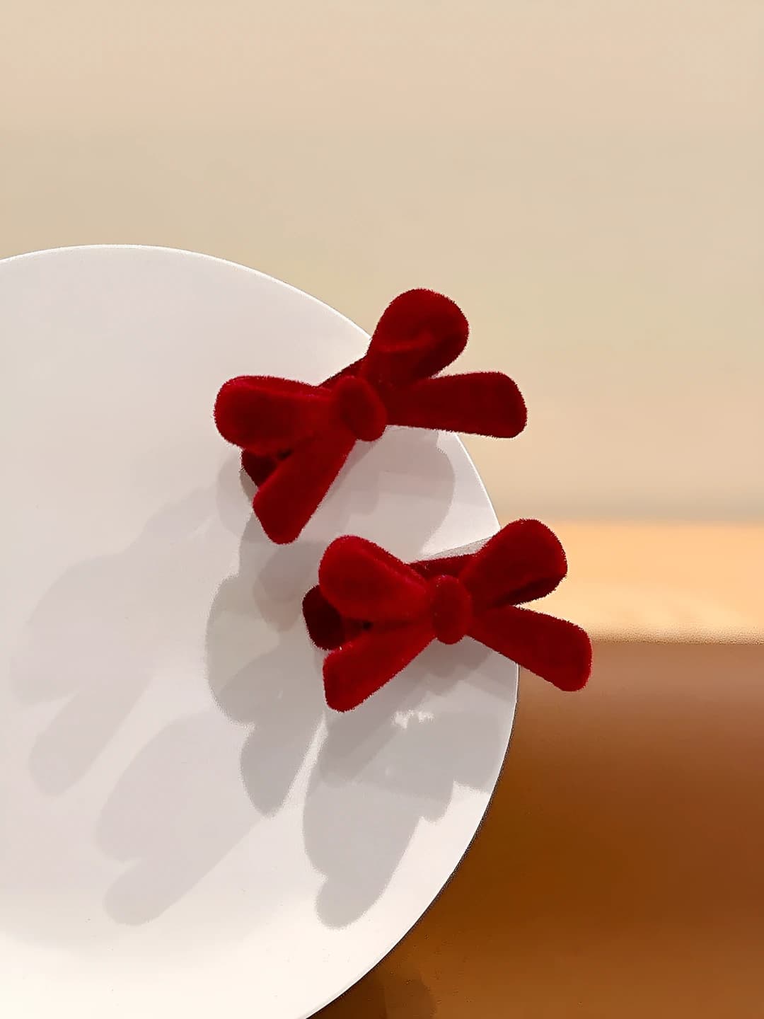 9# Qizil juft qisqich 1 juft (plastik)