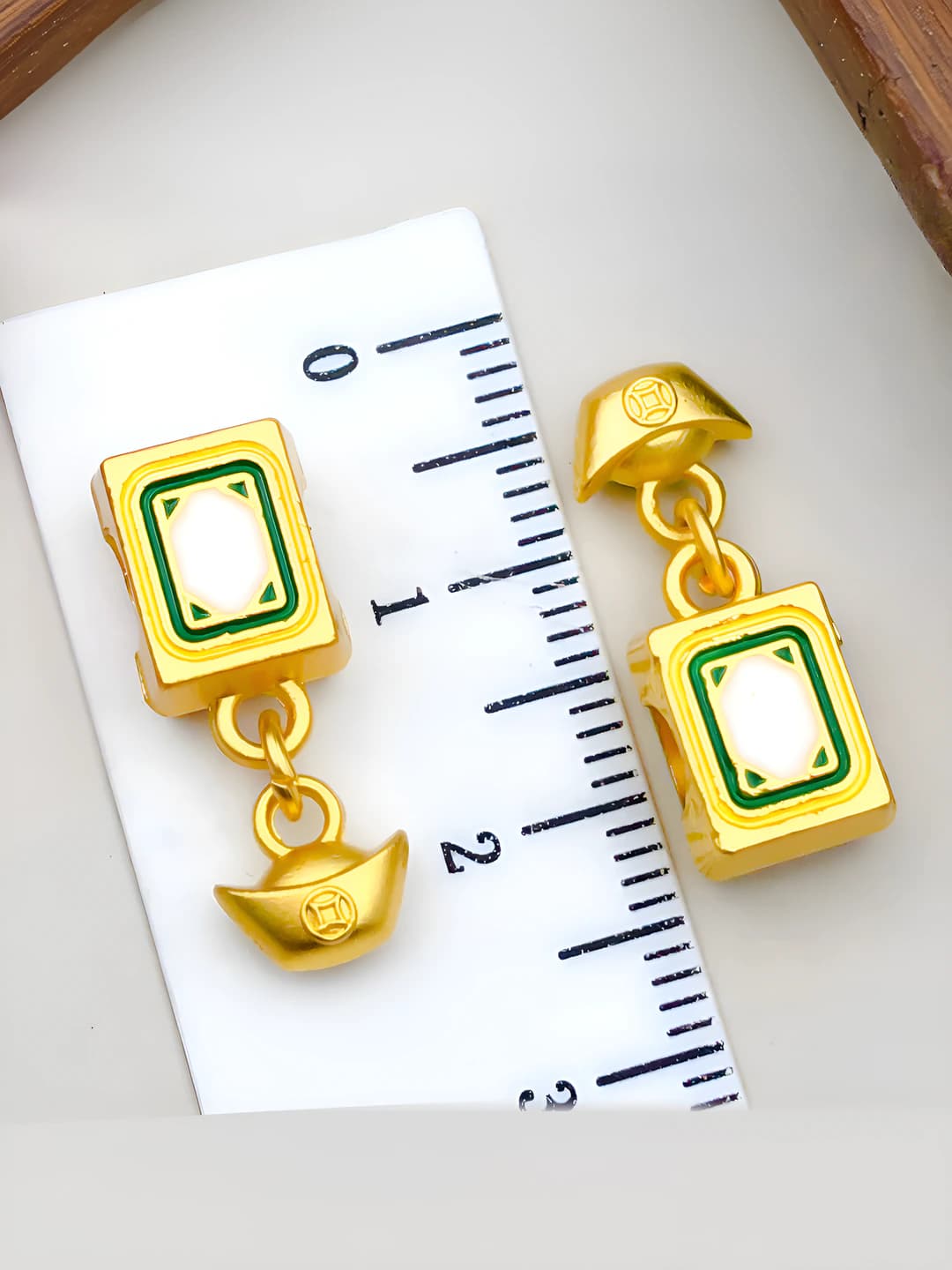 1 шт белый маджонг юаньбао 21x8mm, 2.4g, отв 4.5