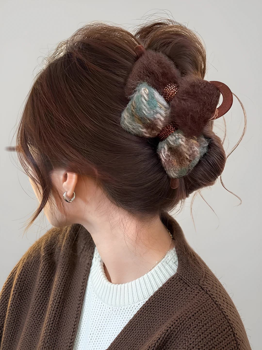 Green-brown bow 13 cm