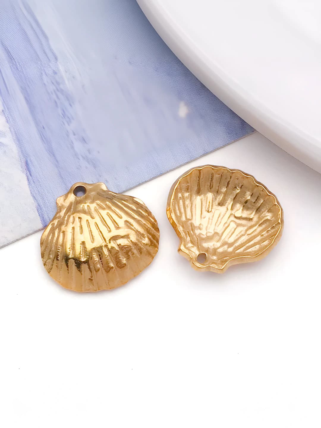 1 dona 14x15x3mm, 1.2mm teshik, bir tomonli moychecha, 1.25g