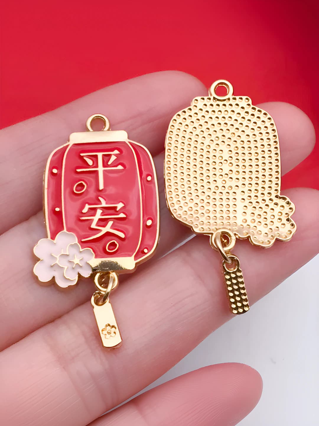 1 pc floral lantern, 40x20mm, 2.5g