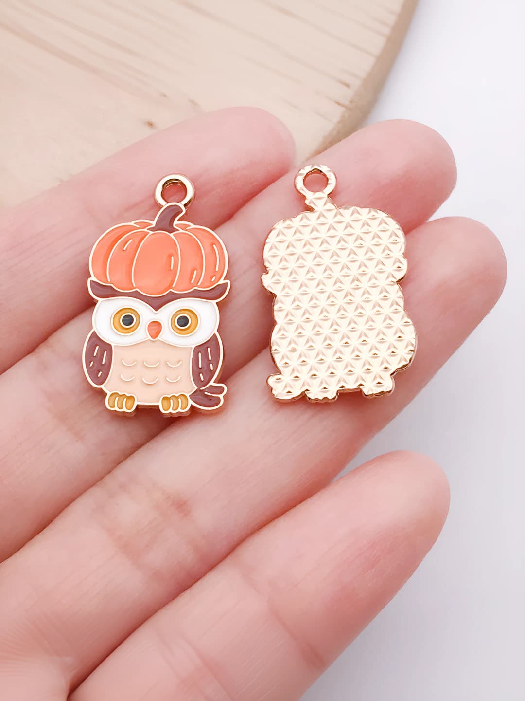 1 pc orange resin, pumpkin, 26x15mm-1.6g-25238