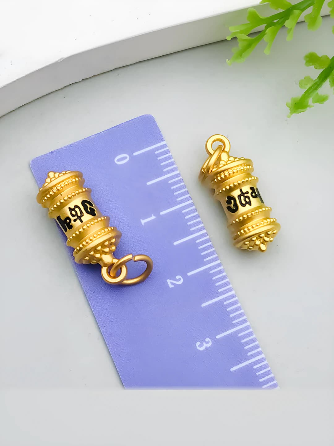 1 dona Oltin olti so'zli vanga va halqa 24x8mm-2.9g