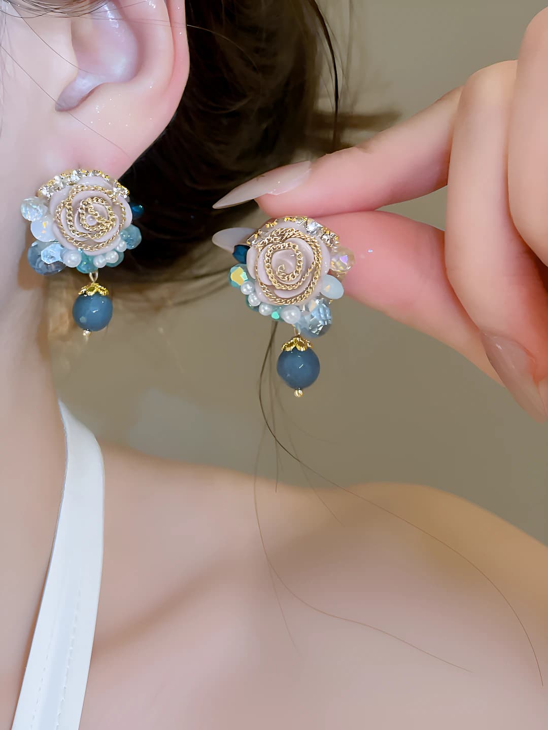 Women's boho style flower glass and pearl earrings