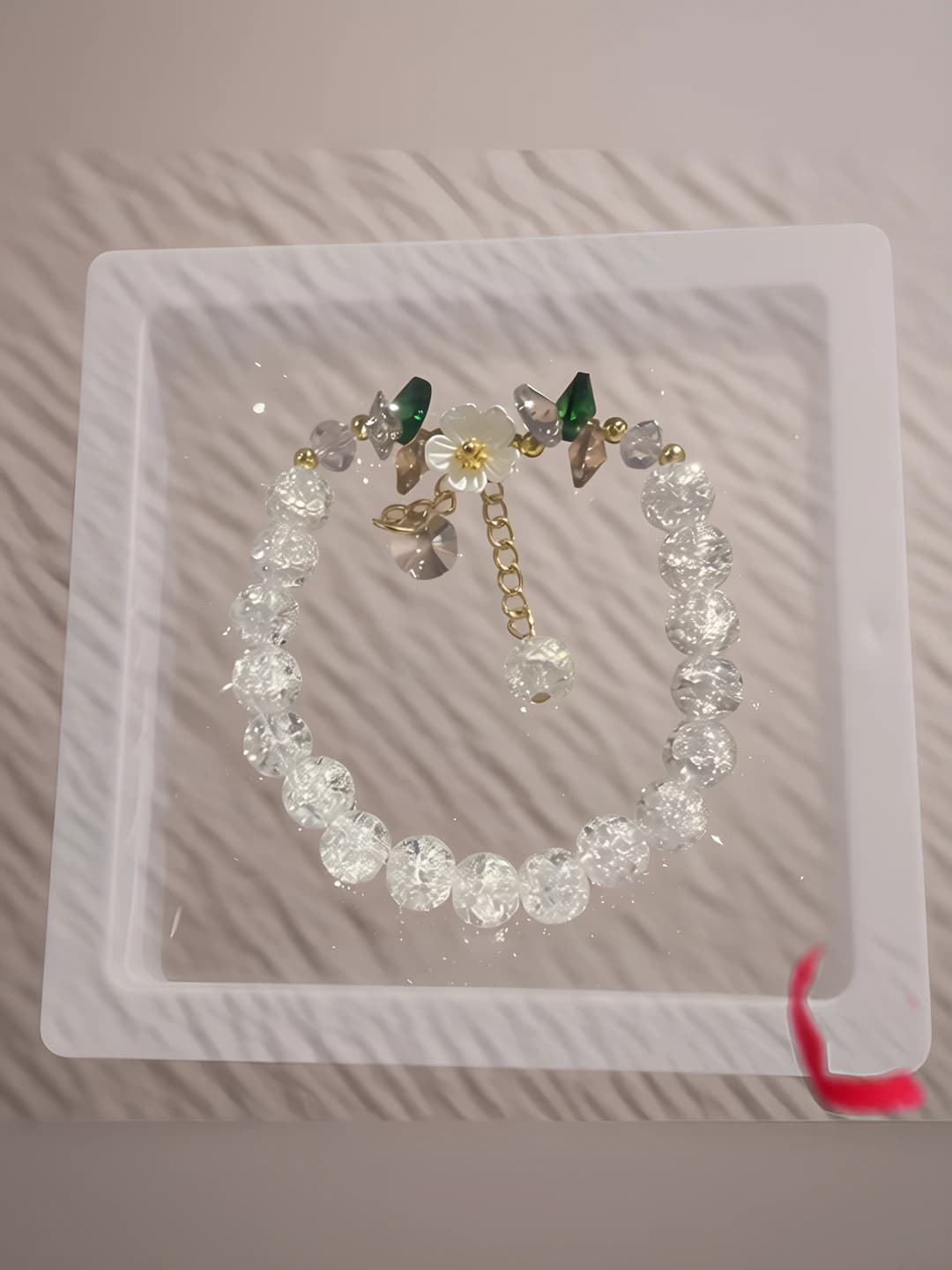 White cracked bead bracelet (box)
