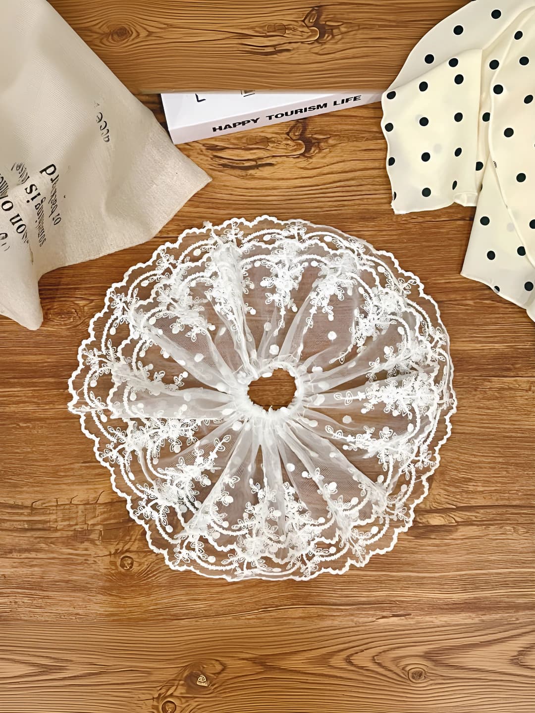 Large lace flower hair tie - White