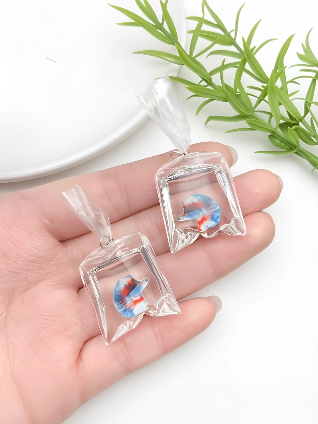 1 blue small fish 52x24mm-3.3g-21518