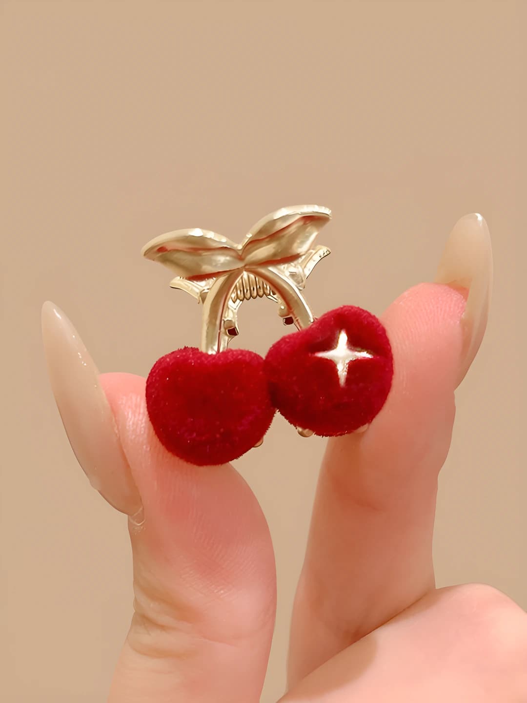 3# Red cherry clip 1 pc - 2.5 cm