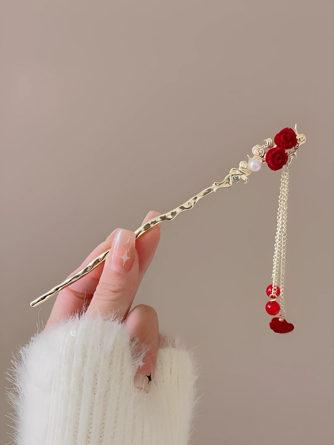 Double red flower tassel
