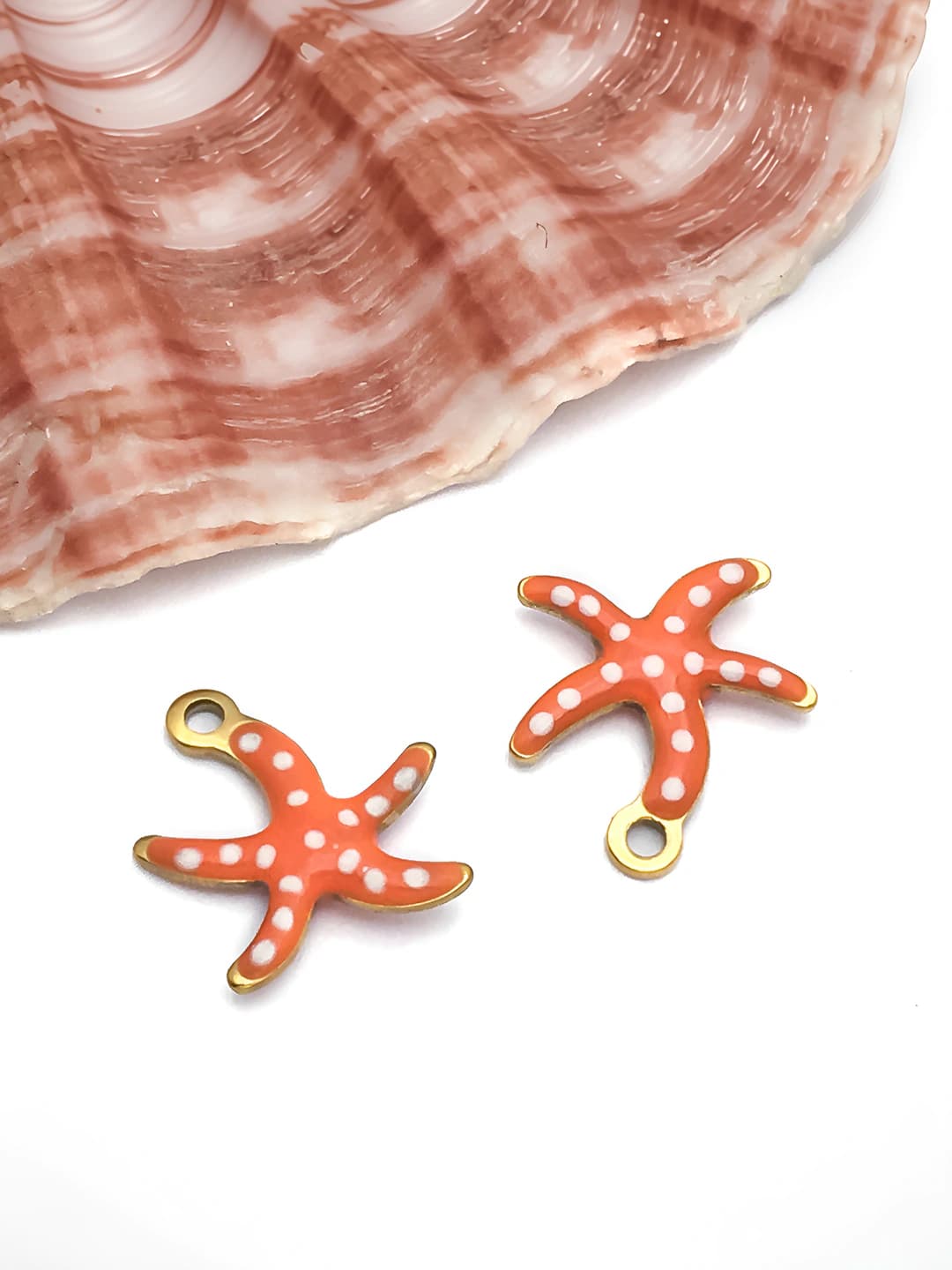 1 pc, small, gold, orange, star, 10x10mm, 0.2g