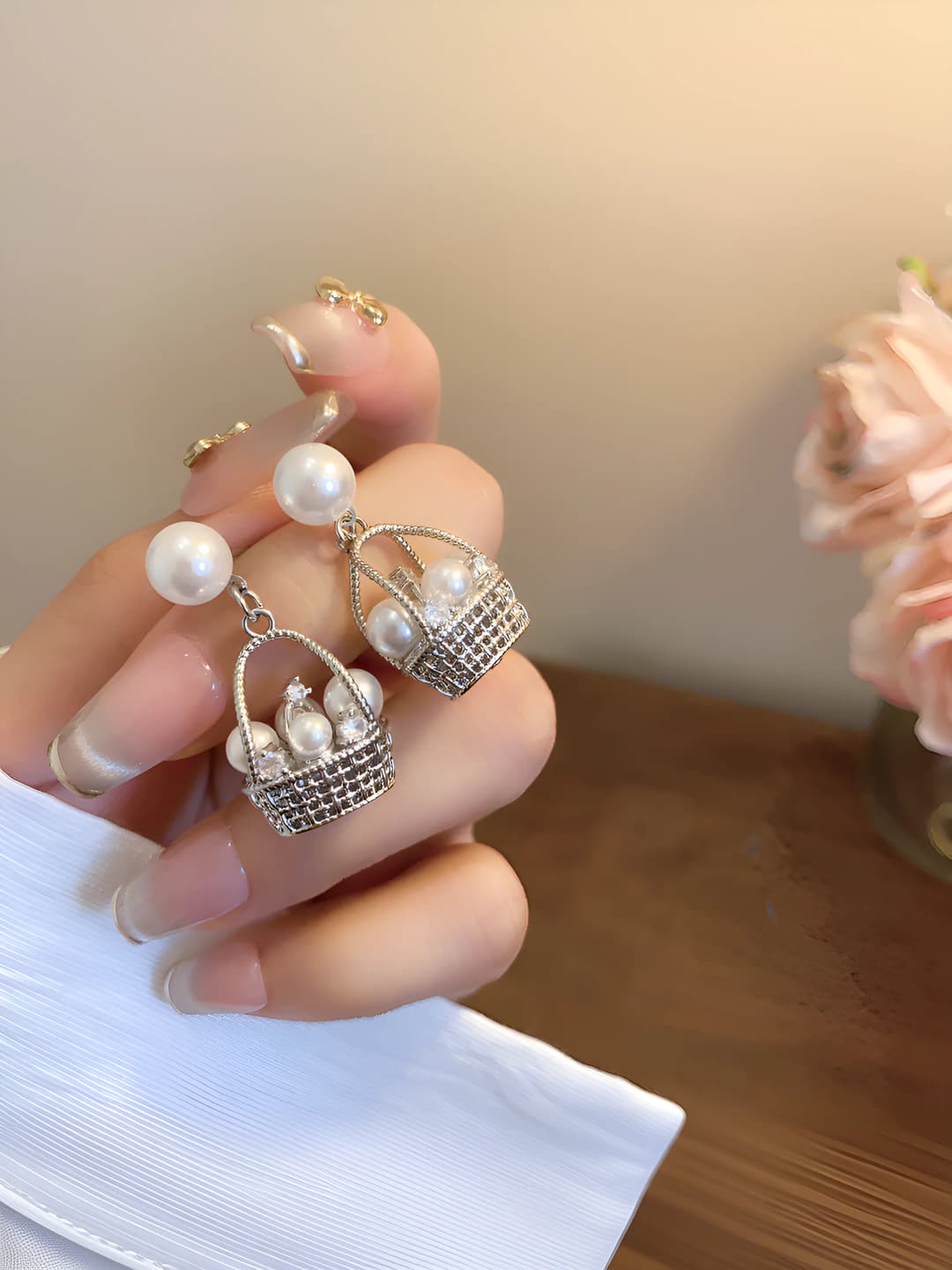 Women's pearl woven basket earrings, light luxury style jewelry