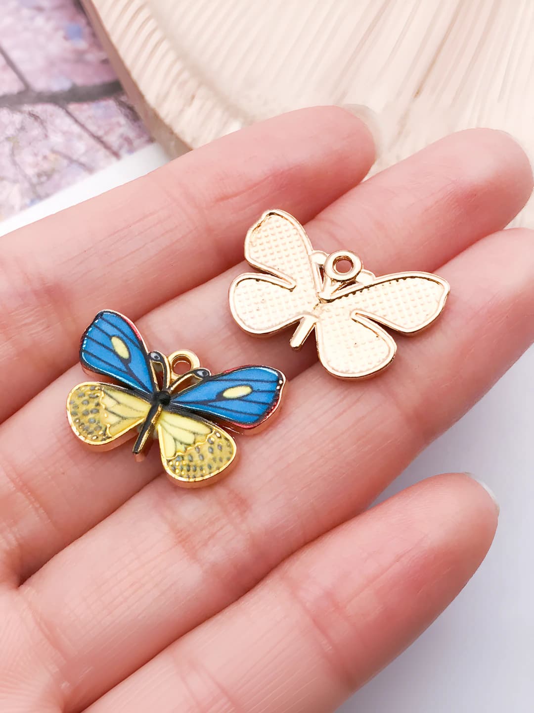 1 pc KC gold-blue-yellow, 14x22mm, 1.5g