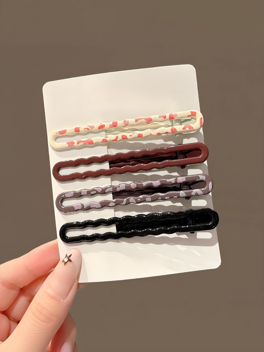 Wavy barrette - 4-piece set