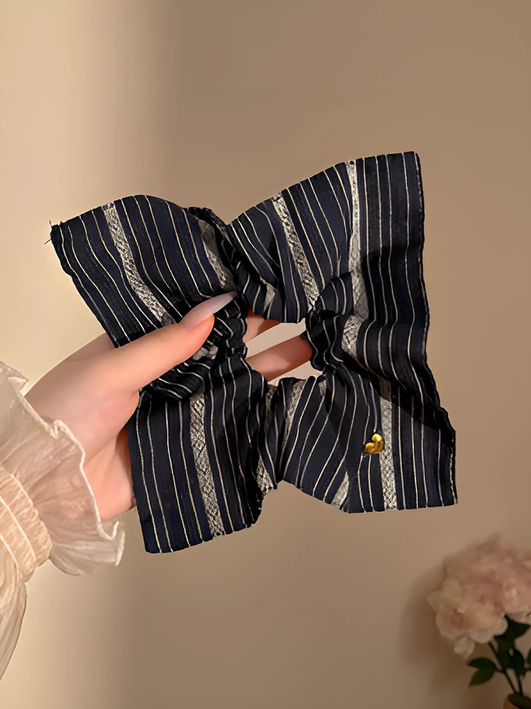 1# Black, scarf