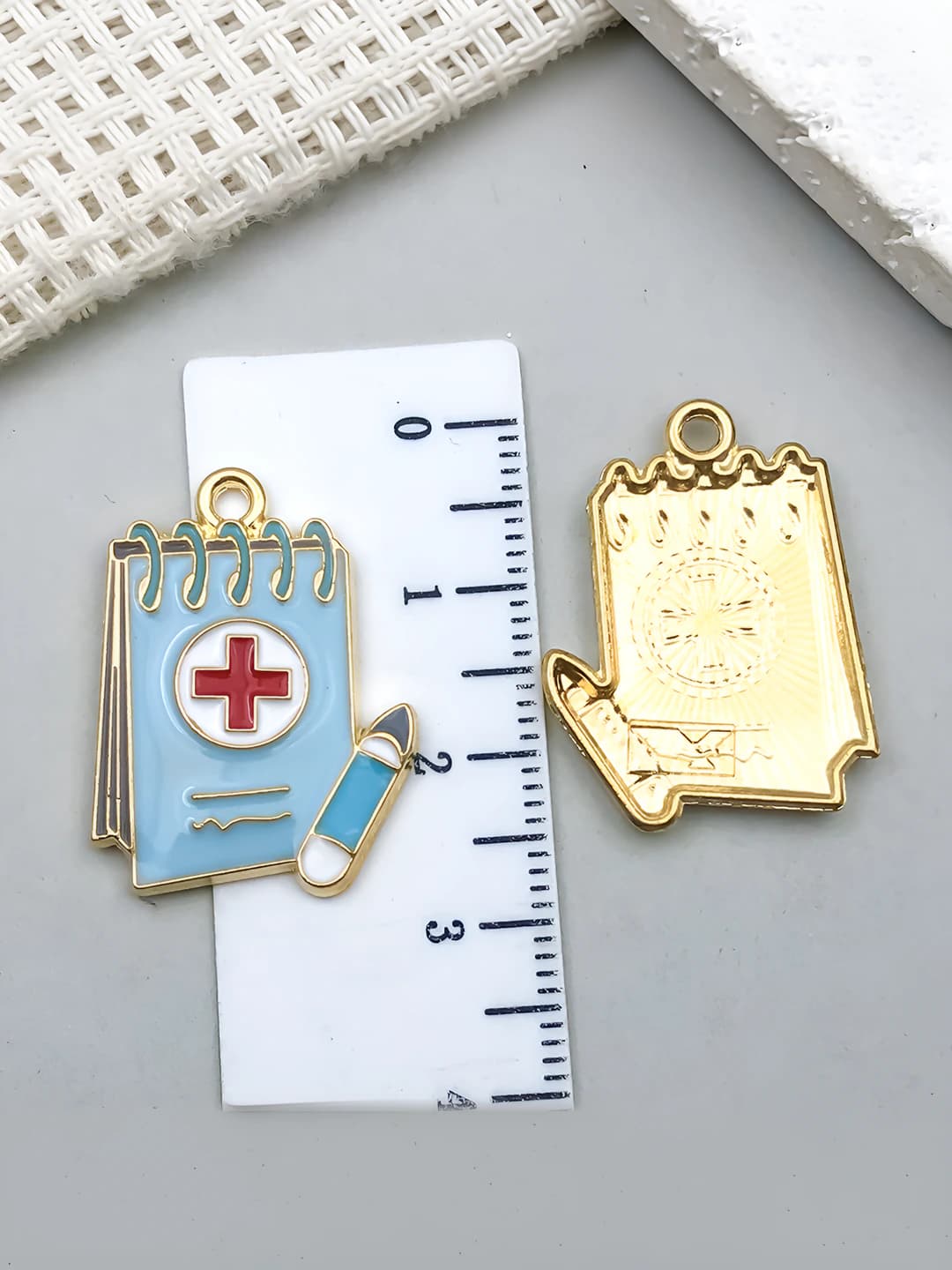 Синяя ручка и журнал 25x19mm