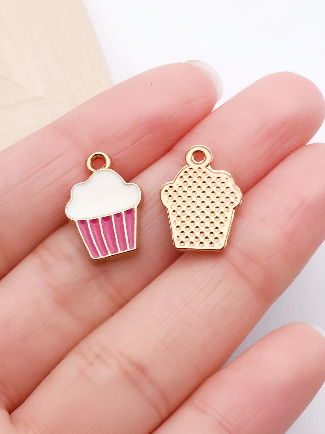 Rose red small cake 11x16mm