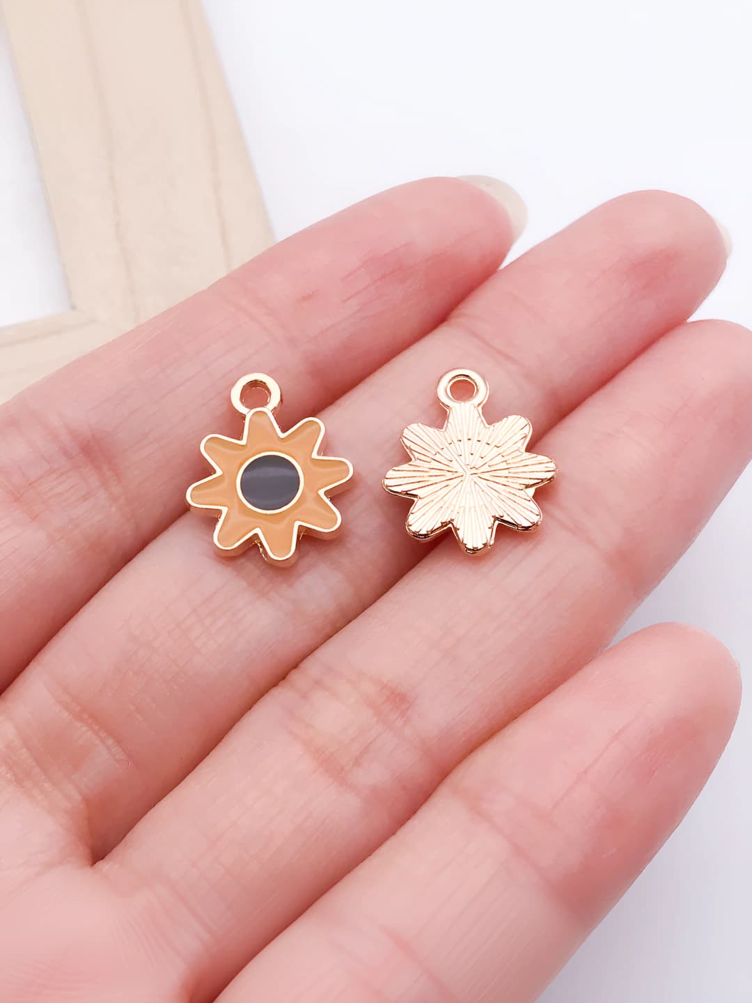1 шт Жёлтый подсолнух 12.5x15.5mm-0.7g