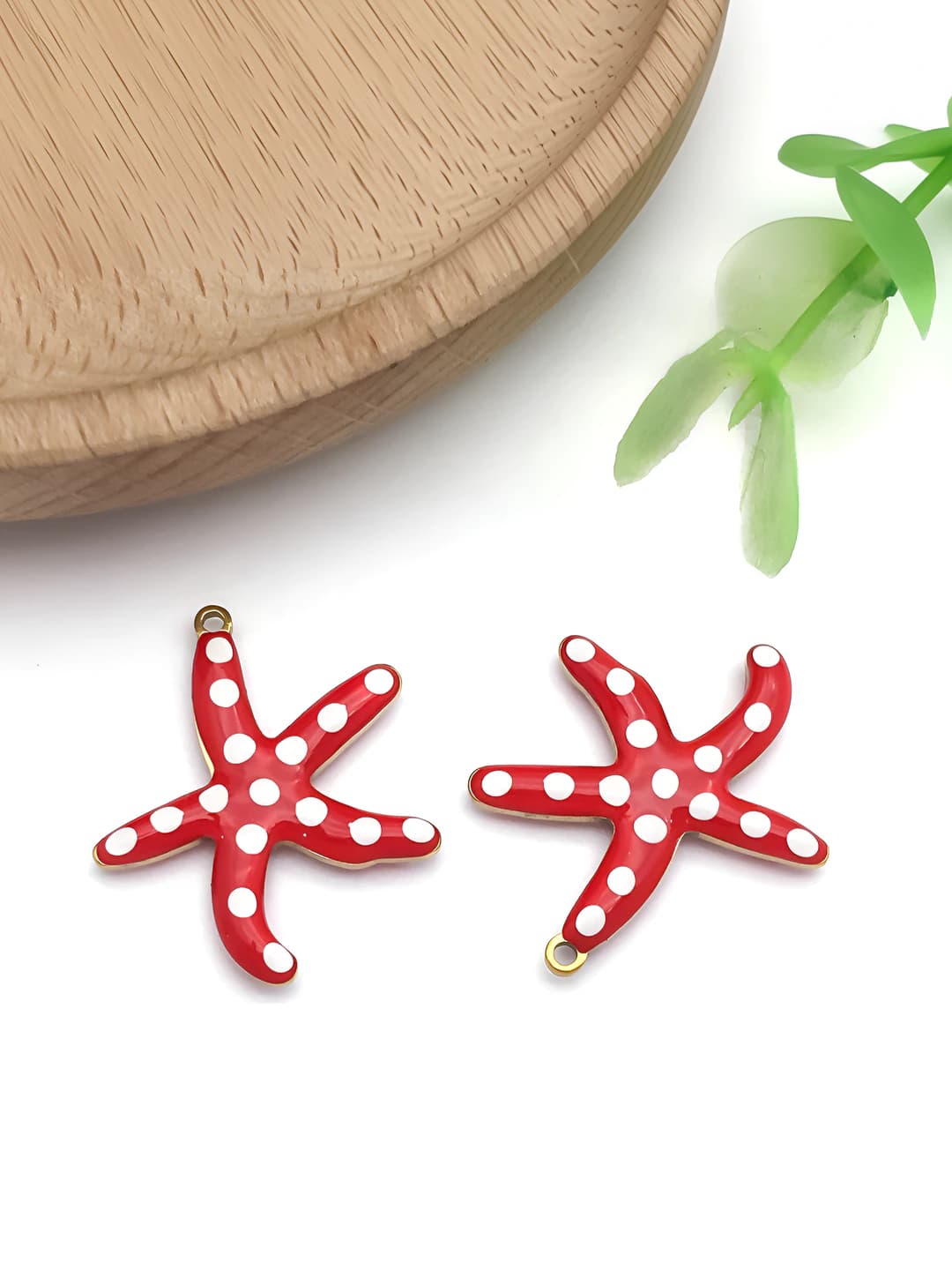 1 pc medium gold red star 20x22mm-1.1g-T1236