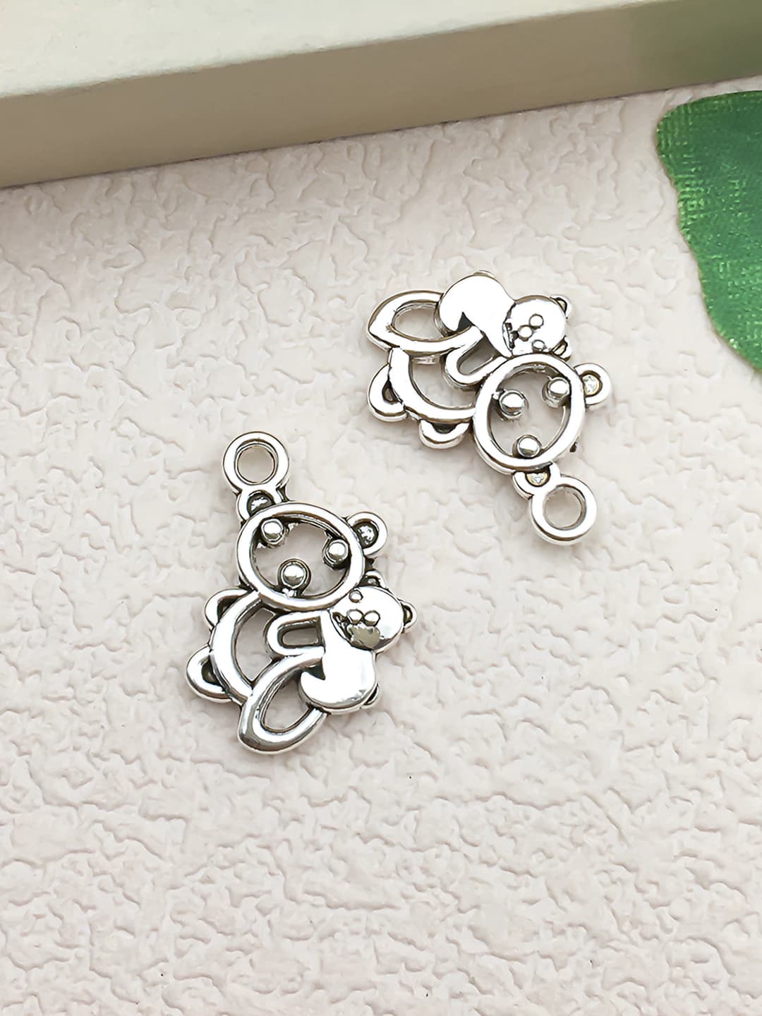 1 pc Koala 19x31mm-1.2g-11291
