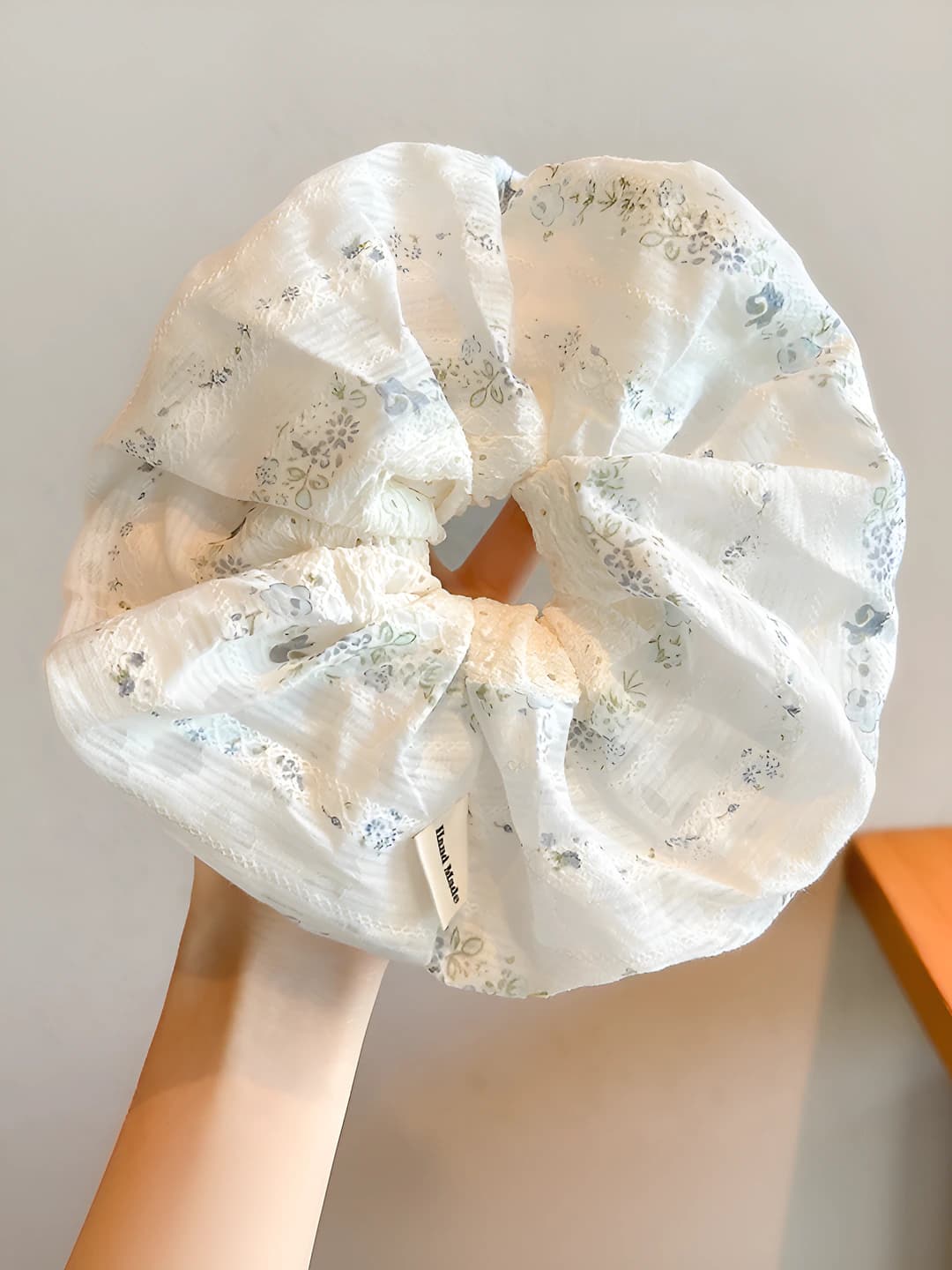 4# Blue floral 19 cm