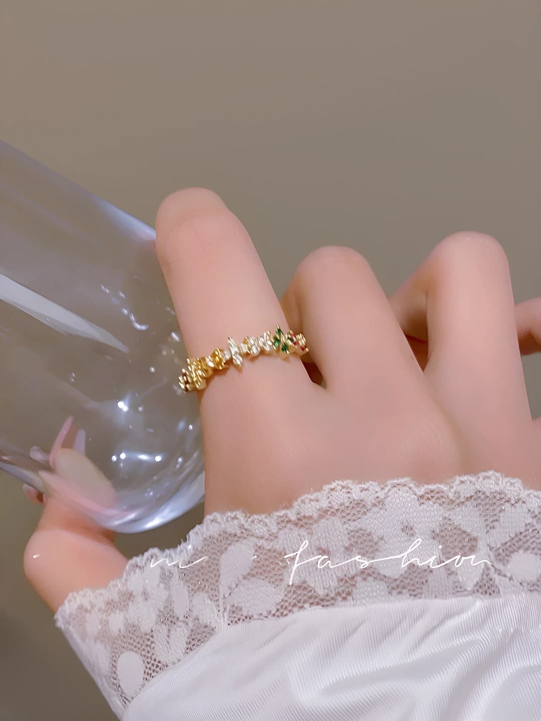 J1157 gold