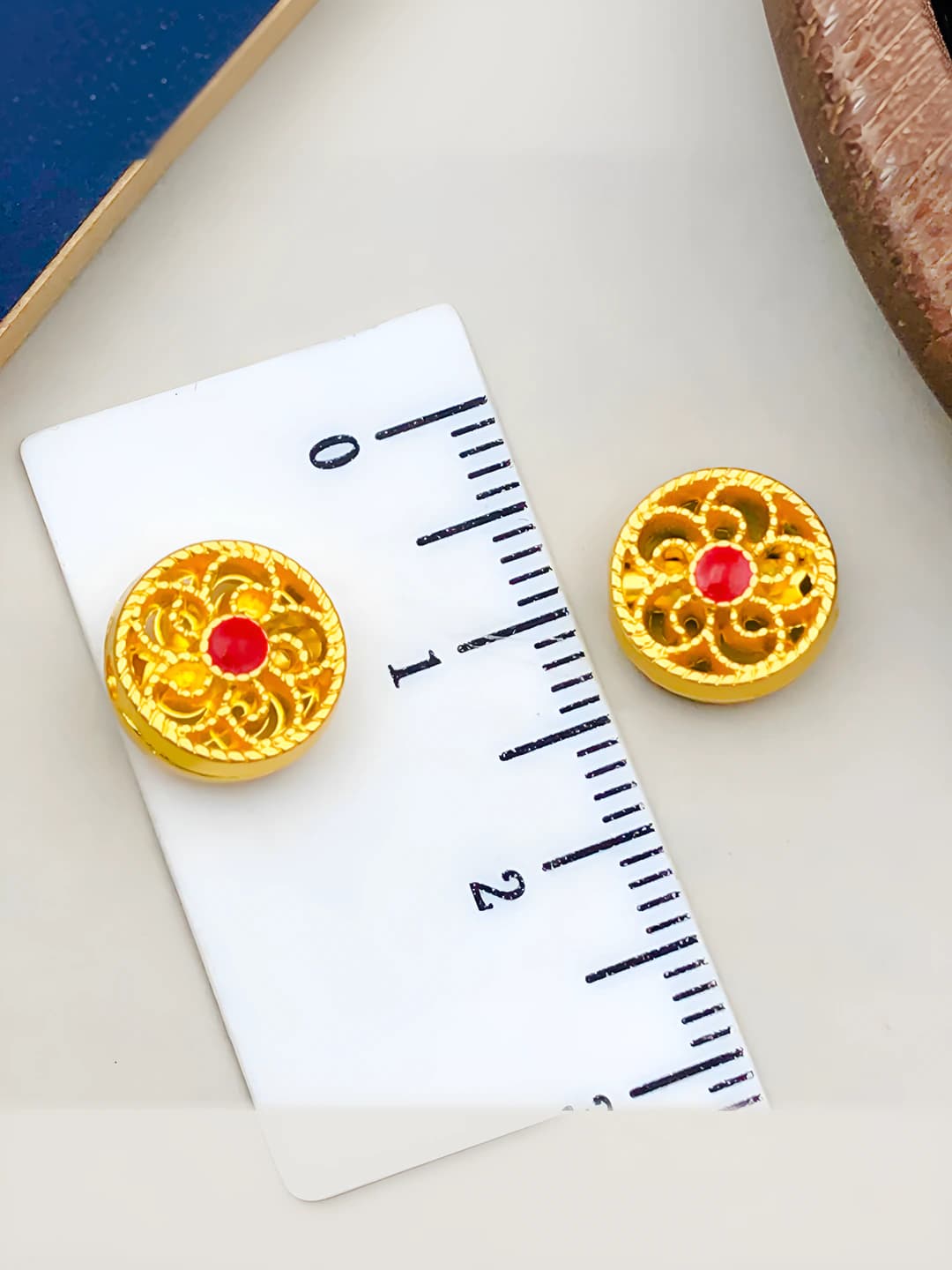 1 pc Red-blue, 10x10mm, 1.2g