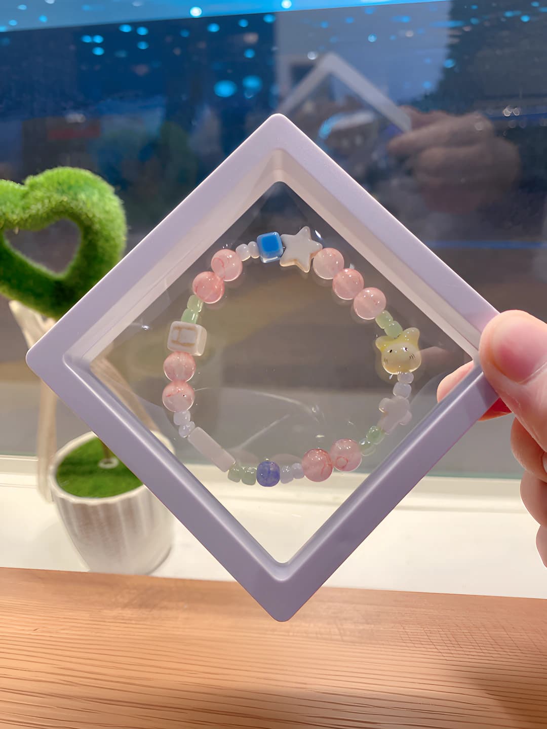 IR25 Yellow cat head bracelet (box)