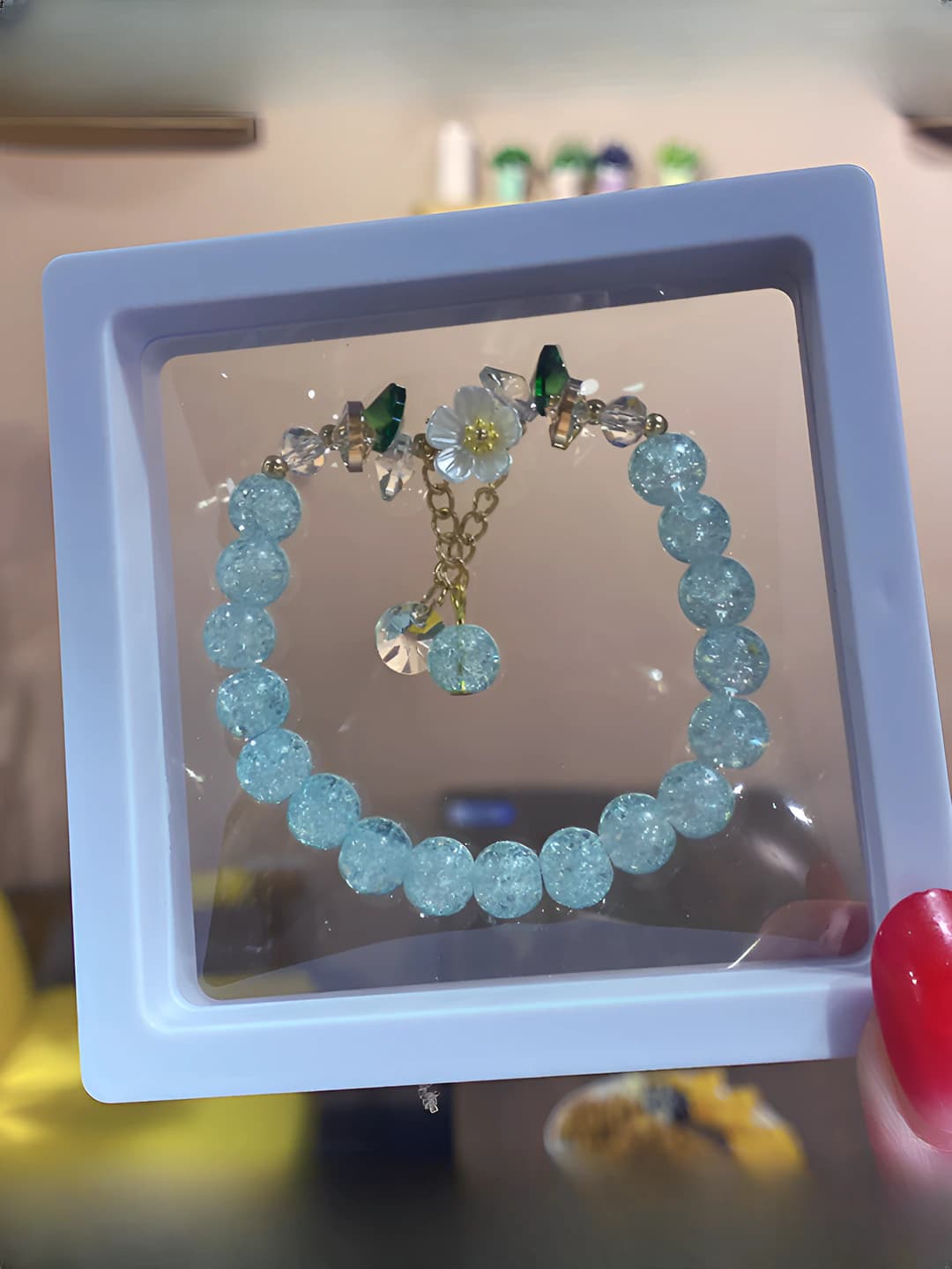 Blue cracked bead bracelet (box)