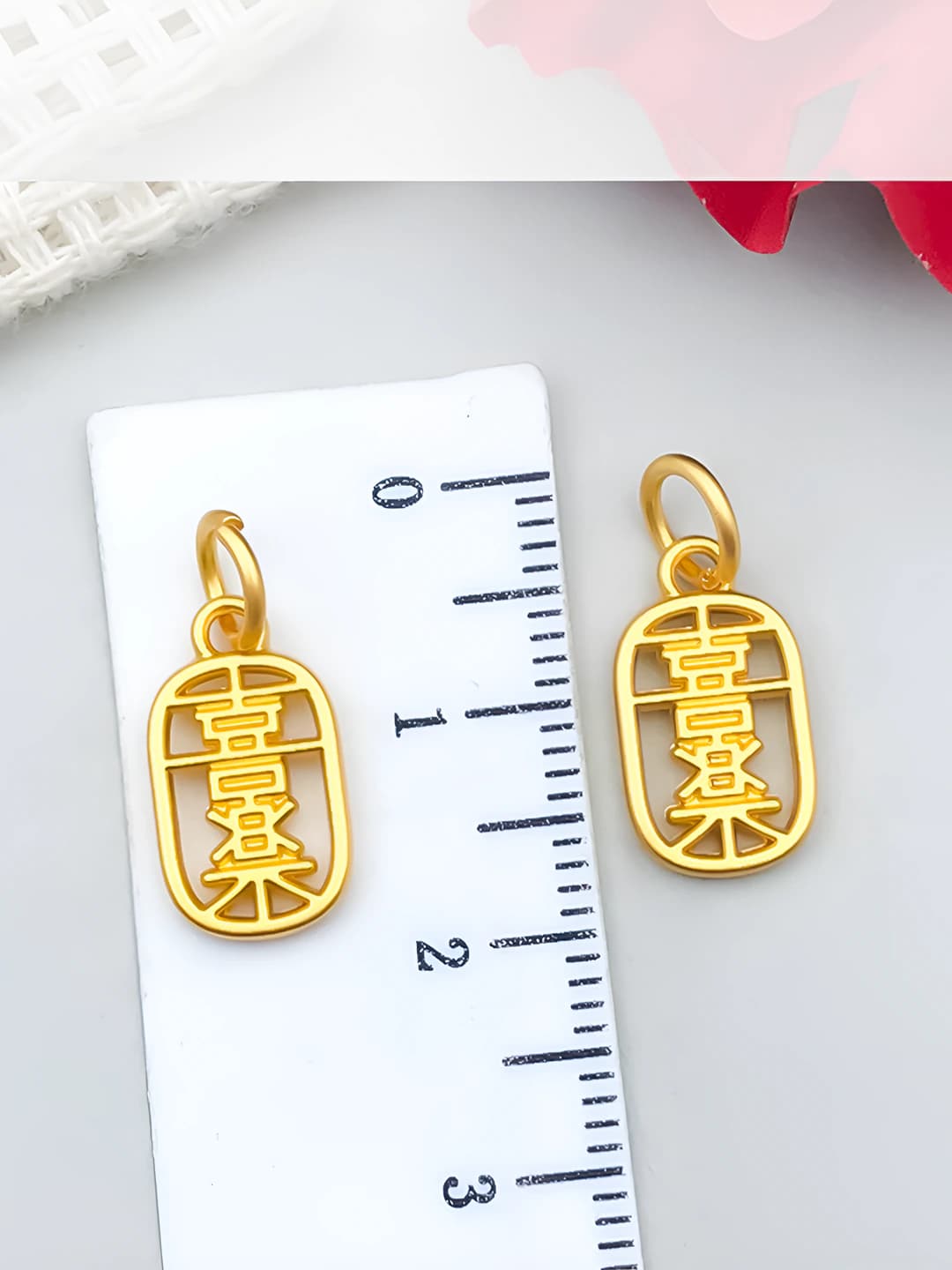 1 ta ikki tomonli, 'Xi Le', 19x8 mm, 0.75 g