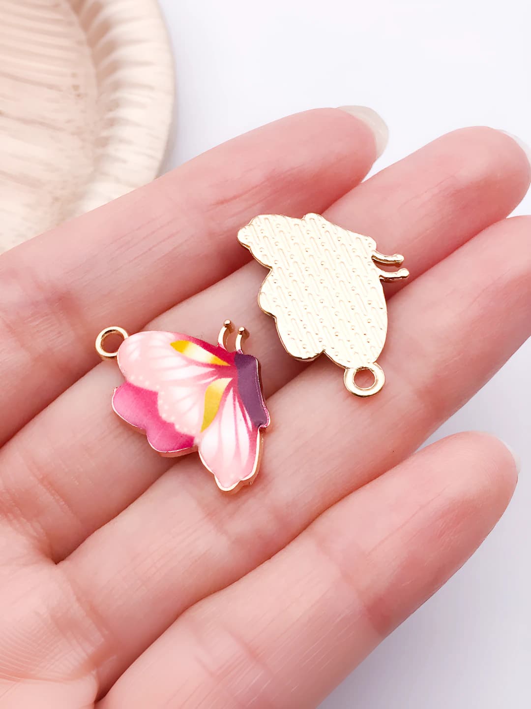 1 pc Pink, 16x24mm, 1.5g