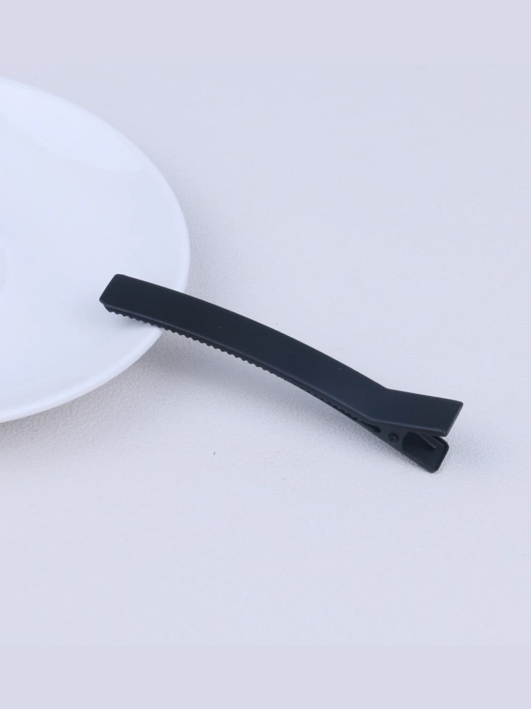 Чёрный двухзубый зажим 8cm