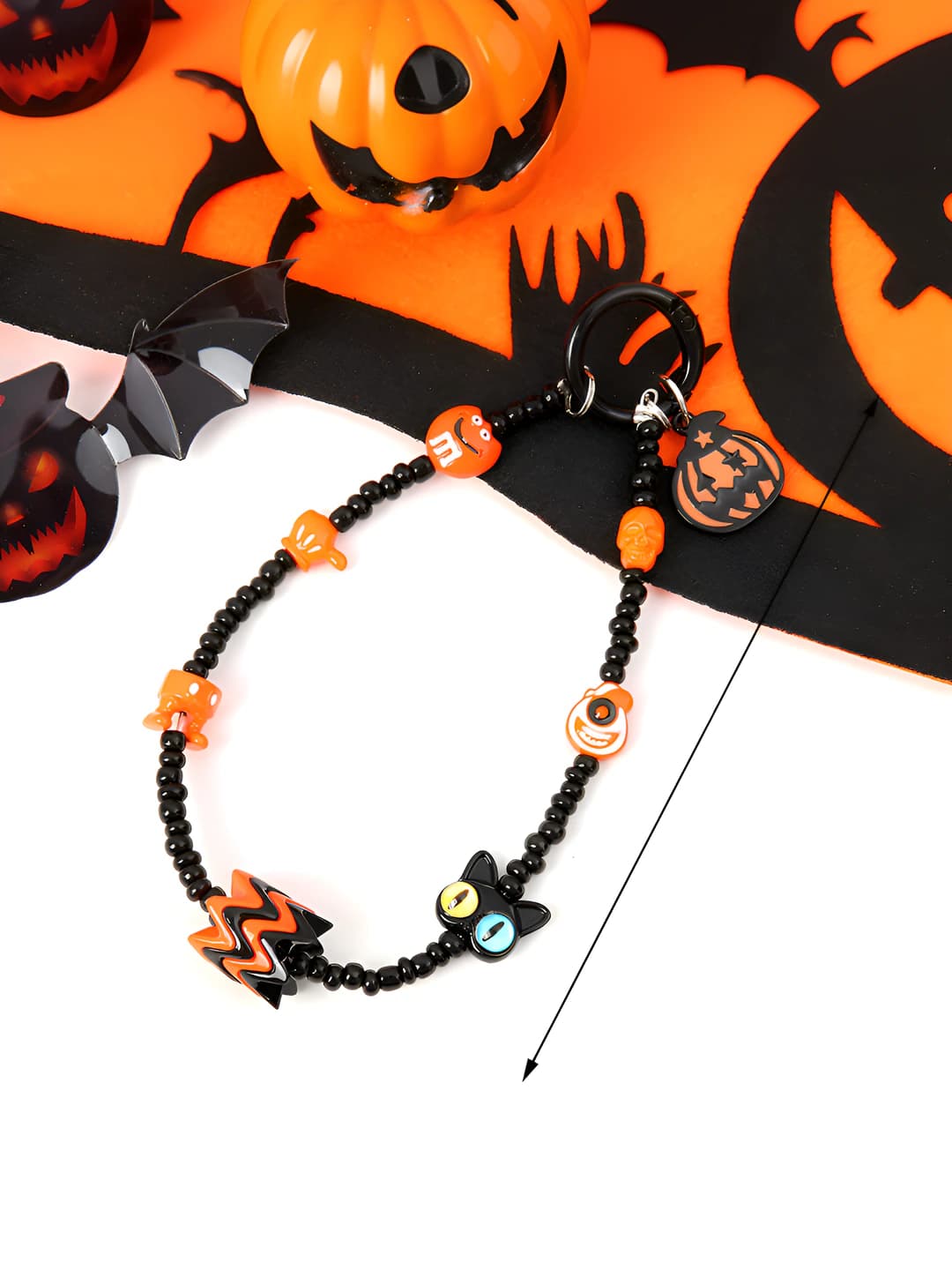 K3831 Halloween Charm (B Variant Weird Pumpkin)