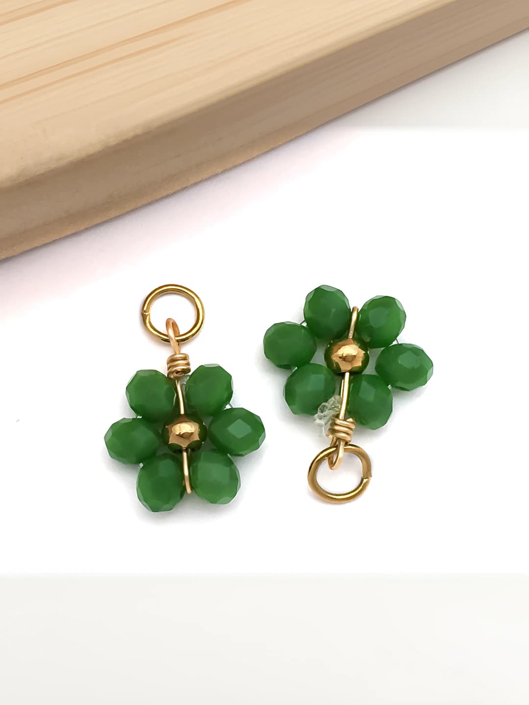 1 шт AB цвет тёмно-зелёный ромашка 10x15mm-0.4g-T1251
