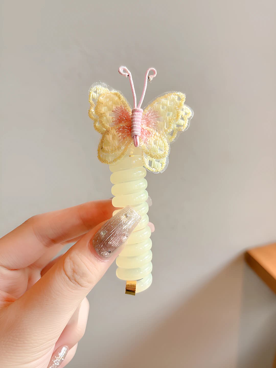 2# Yellow butterfly, wire hair tie