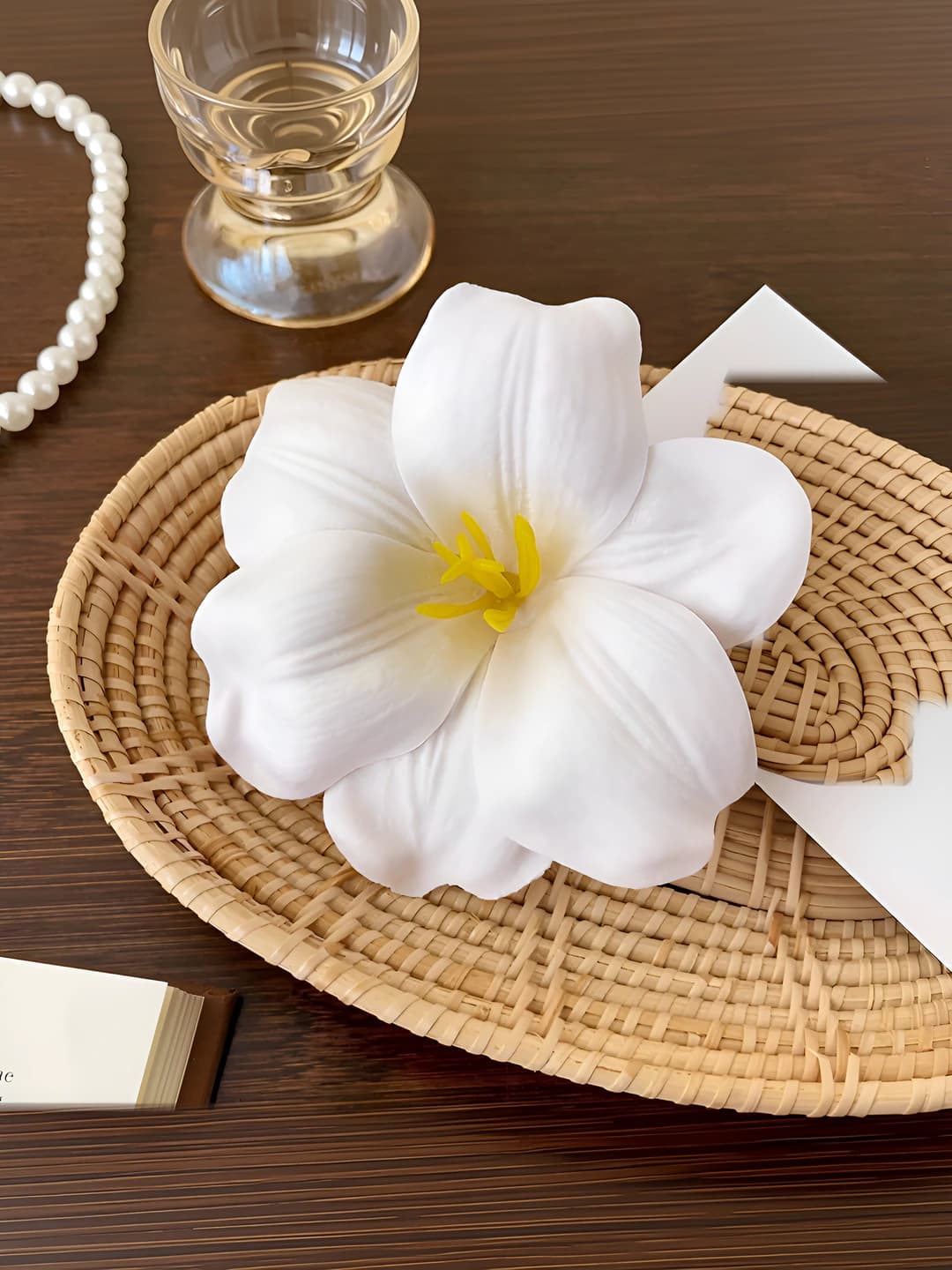 1# Tulpan side clip [White] 11 cm