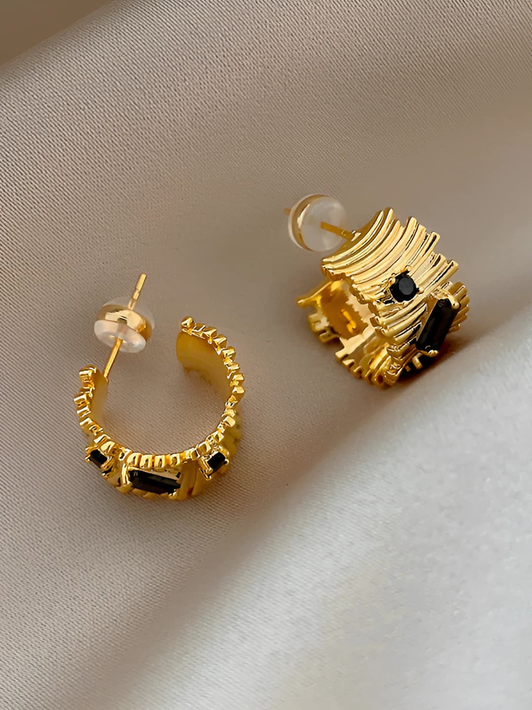 Women's asymmetric C-shape zircon earrings, retro, geometric design